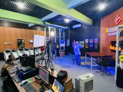Laboratorium Broadcasting